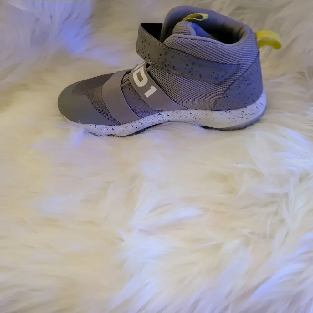 Andi High Tops  - Picture 3 of 7